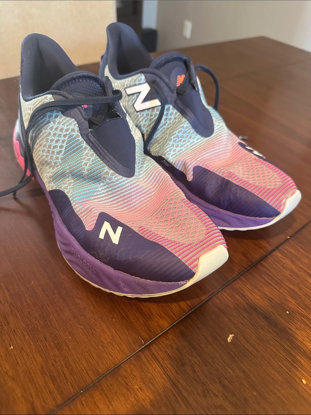 New Balance Purple Pink Blue Gradient Sneakers Size 10